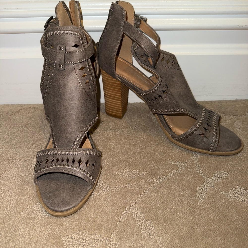 Report Gray Cutout Heeled Sandals